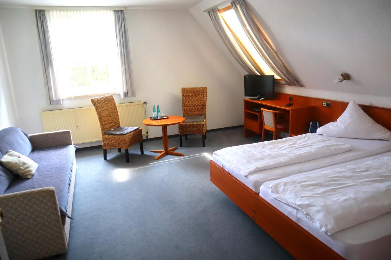 Pension Zur Harburg Hotel Uslar Eksteriør billede